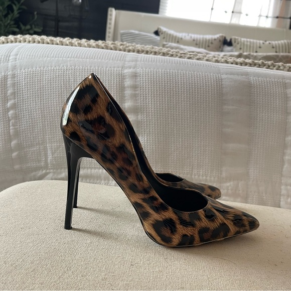 •Leopard Heels• - Picture 4 of 4